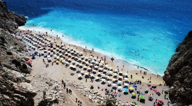 Bakan açıkladı! Turistlerle ilgili önemli PCR testi açıklaması