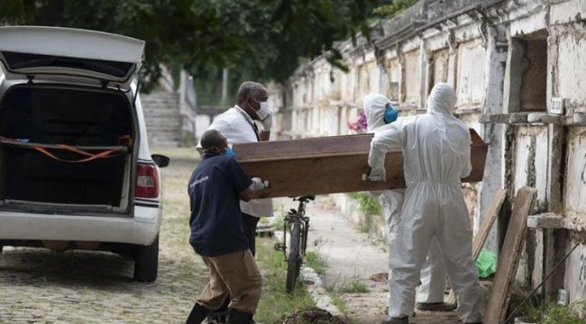 Brezilya'da koronavirüs nedeniyle ölenlerin sayısı 400 bini geçti