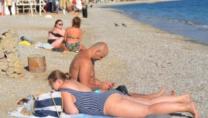 Bodrum sahilleri turistlere kaldı! Akın ettiler