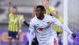 Fenerbahçe tarihi fırsatı kaçırdı