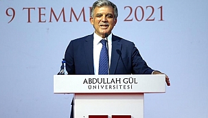 Adını taşıyan üniversitede konuşan Abdullah Gül'den gençlere tavsiye: Aklınızı kiraya vermeyin