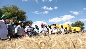 Başkan Çolakbayrakdar: 'Çiftçi kardeşlerimizin her zaman yanındayız'