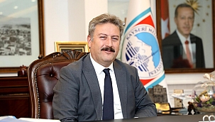 Bayram öncesi işçilerin bayram ikramiyeleri ödendi