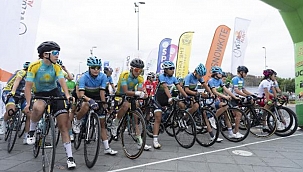 Kadın sporcular, 107 kilometre pedal çevirdi