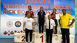 Kayserili Kickbokscular madalyalara ambargo koydular