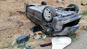 Otomobil şarampole devrildi: 1 ölü 1 yaralı