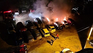 Otoparkta çıkan yangında 10 araç hurdaya döndü