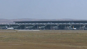 Afganistan'dan tahliyeler devam ediyor! Askerlerimizi taşıyan 2'nci uçak Ankara'da