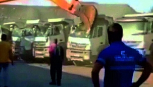 Kepçeyle kamyonları parçalayan operatör konuştu: Olayda mağdur kimse yok