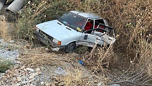 Korkutan anlar! Çarpmanın etkisiyle yoldan çıktılar: 6 yaralı