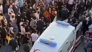 Zeytinburnu'nda korkunç kaza! Gören yardıma koştu