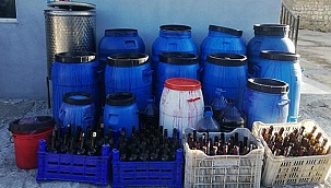 Bağ evinde bin 300 litre sahte şarap ele geçirildi