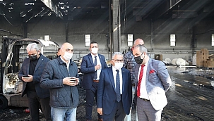 Başkan Büyükkılıç, yanan kağıt fabrikasında incelemelerde bulundu