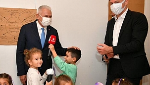 Binali Yıldırım, kendisine "Ne iş yapıyorsun?" diye soran anaokulu öğrencisine "İş arıyorum" cevabını verdi