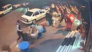 Korku dolu anlar! Tüfekle düğünü bastı, davetliler kaçacak yer aradı