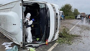 MHP'lileri taşıyan midibüs kaza yaptı! Bartın Belediye Başkan Yardımcısı Ahmet Kömeç hayatını kaybetti