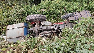 Traktör takla attı: 1 ölü, 1 yaralı