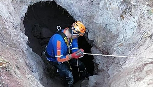 Define için kazdığı kuyuda mahsur kaldı