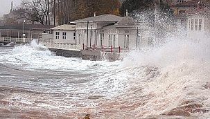 Lodos kâbusu! 5 ölü, 38 yaralı