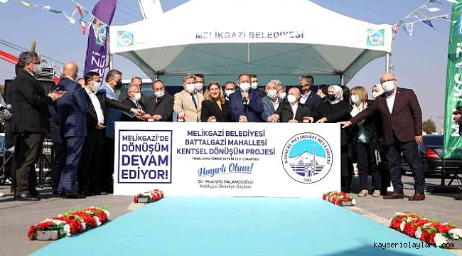Melikgazi Belediyesi, Battalgazi Mahallesi'nde yapımına başlayacağı 2 blok 73 daireden oluşan kentsel dönüşüm projesinin temelini attı