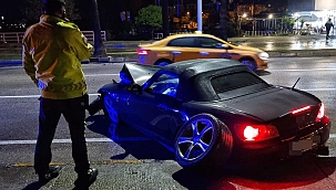 Servet değerindeki aracı bırakıp kaçtı! Olay yerinden kan izleri çıktı