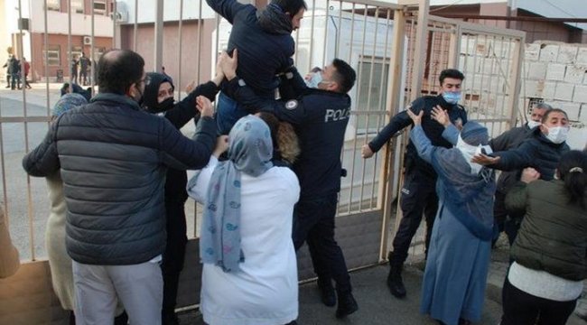 Son dakika: 15 kişiyi taciz eden sapığa kim sahip çıktı? Annesi skandalı ortaya çıkardı: Kızım artık uyku uyuyamıyor!