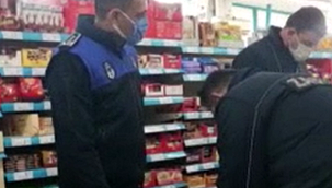 Ankara'da market denetimi yapan zabıta müdüründen sert tepki: Memleketin haracını bunlar yiyor