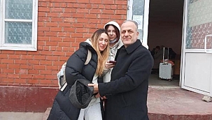 İzmit'ten Ukrayna'ya gidip eşi ve kızını aldı