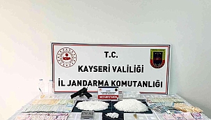  Jandarmadan uyuşturucu tacirlerine operasyon: 4 gözaltı