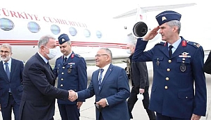 Bakan Akar Kayseri'de