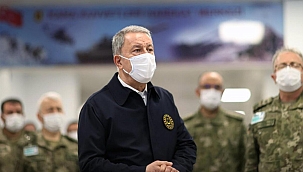 Bakan Akar, Pençe-Kilit Operasyonu harekat merkezinde