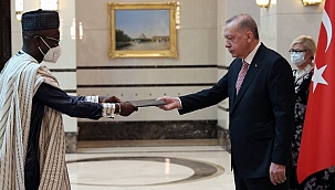 Büyükelçilerden Cumhurbaşkanı Erdoğan'a güven mektubu