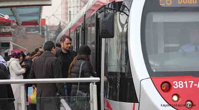 Toplu ulaşımda Türkiye geneli geçerli olacak TRKart hazırlığı