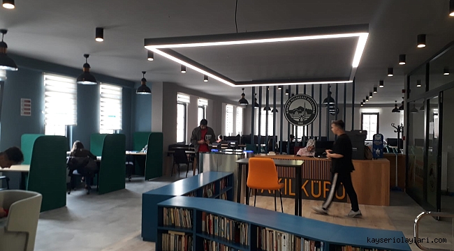 Akıl Küpü Kütüphanesi'ne yoğun ilgi