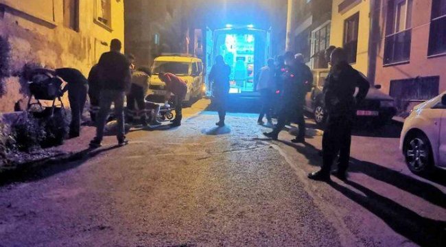 İzmir'de kadınların kavgasında kan aktı! Yanında bebeği varken bıçaklandı