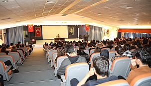 BAŞKAN PALANCIOĞLU'NDAN ÖĞRENCİLERE ALTIN ÖĞÜTLER