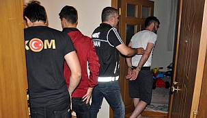 Karaman'daki 'dayı' operasyonunda şok yazışmalar! Haberleri takip etmişler: Bunlar durmuyor