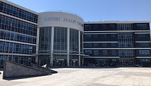 Yakınının dayak yediği görüntüleri sosyal medyada paylaşan şahsı bıçaklayan genç, hakim karşısında