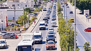 Bodrum'dan üç günde 100 bin araç çıkış yaptı