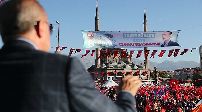 Cumhurbaşkanı Erdoğan, Kayseri'den memnun ayrıldı