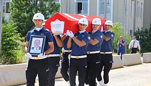 Ankara'daki kazada ölen polis memuru için tören