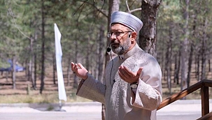 Diyanet İşleri Başkanı Erbaş: Haramların her çeşidinden uzak duralım