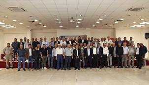 Büyükkılıç, Tomarza muhtarlarıyla bir araya geldi