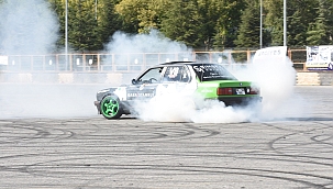 Kayseri'de drift yarışlarına yoğun ilgi
