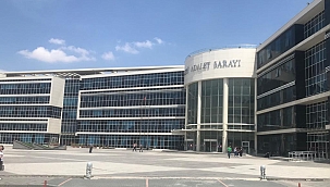 Nargile tütünü diye getirdiği madde uyuşturucu çıkan şahıs hakim karşısına çıktı 