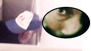 Sapığa suçüstü! Tuvaletin deliğinden çocukları izliyordu