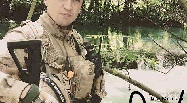Vatandaşa yardım ederken şehit oldu