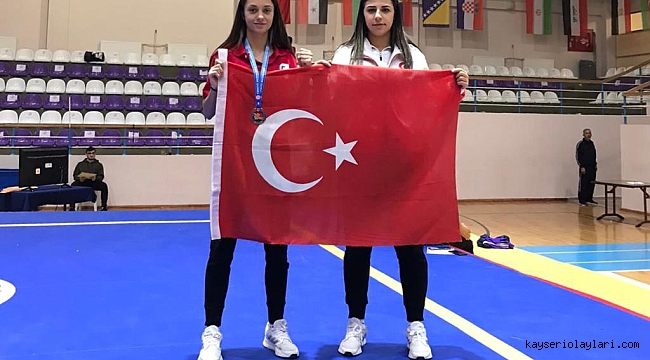 GENÇ SPORCU AYŞE SENA BALKAN ŞAMPİYONU OLDU