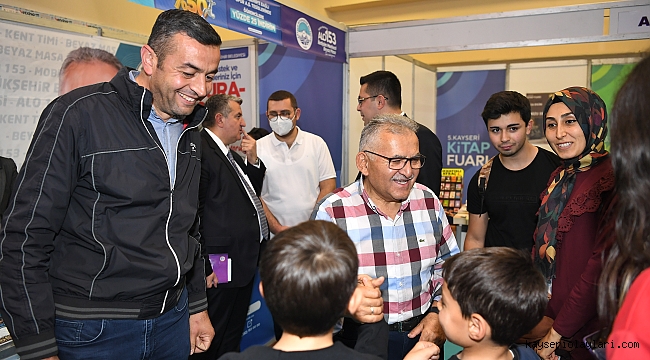 KAYSERİ KİTAP FUARI, ÜNLÜ YAZARLARIN UĞRAK YERİ OLDU