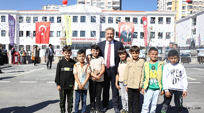 MELİKGAZİ'NİN EĞİTİME KATKISI DEVAM EDİYOR